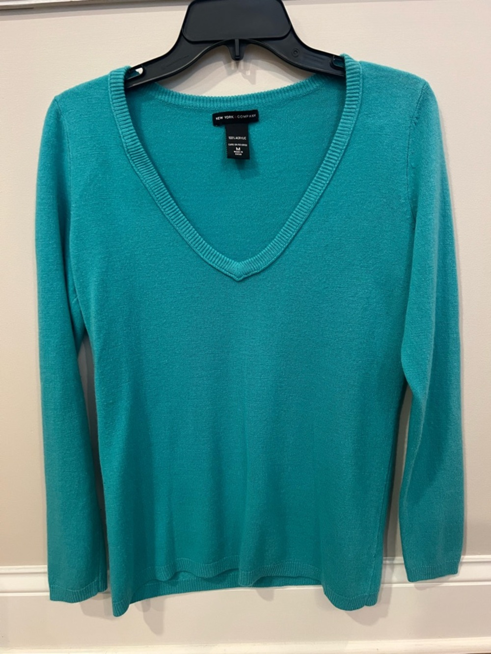 New York & Company Turquoise V-Neck Sweater